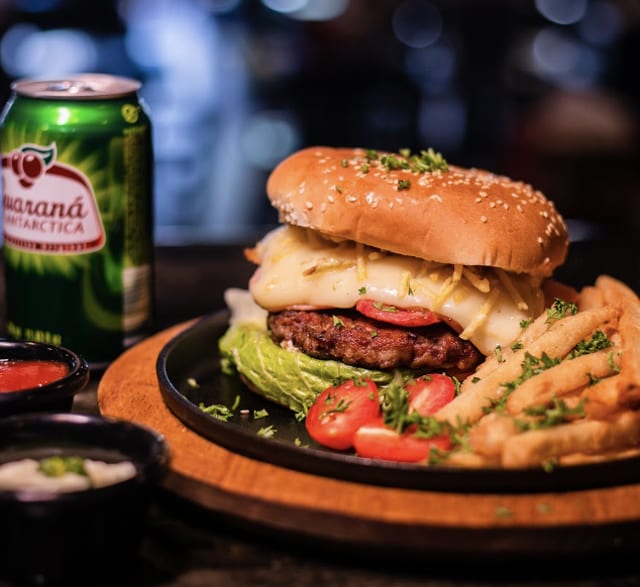 Big Brazilian Burger.