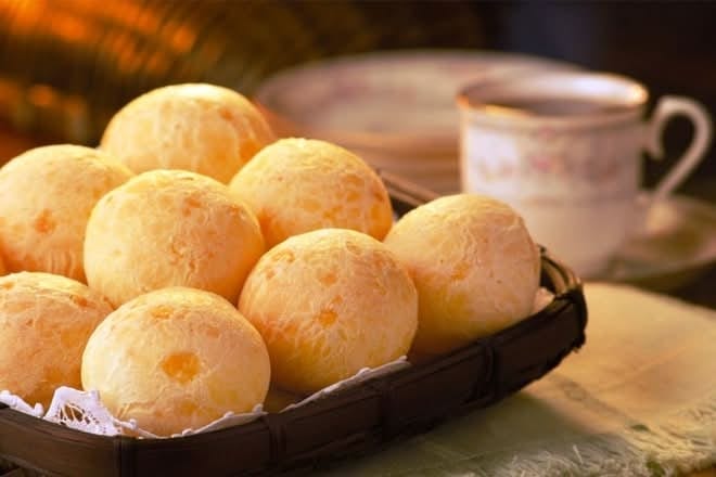 Cheese Bread - Pão de Queijo.